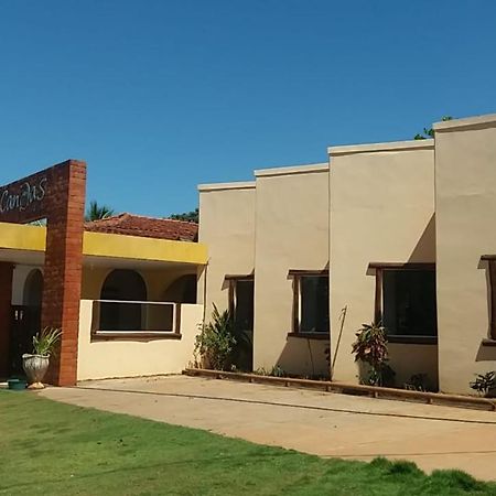 Canoas Hotel Poconé Εξωτερικό φωτογραφία