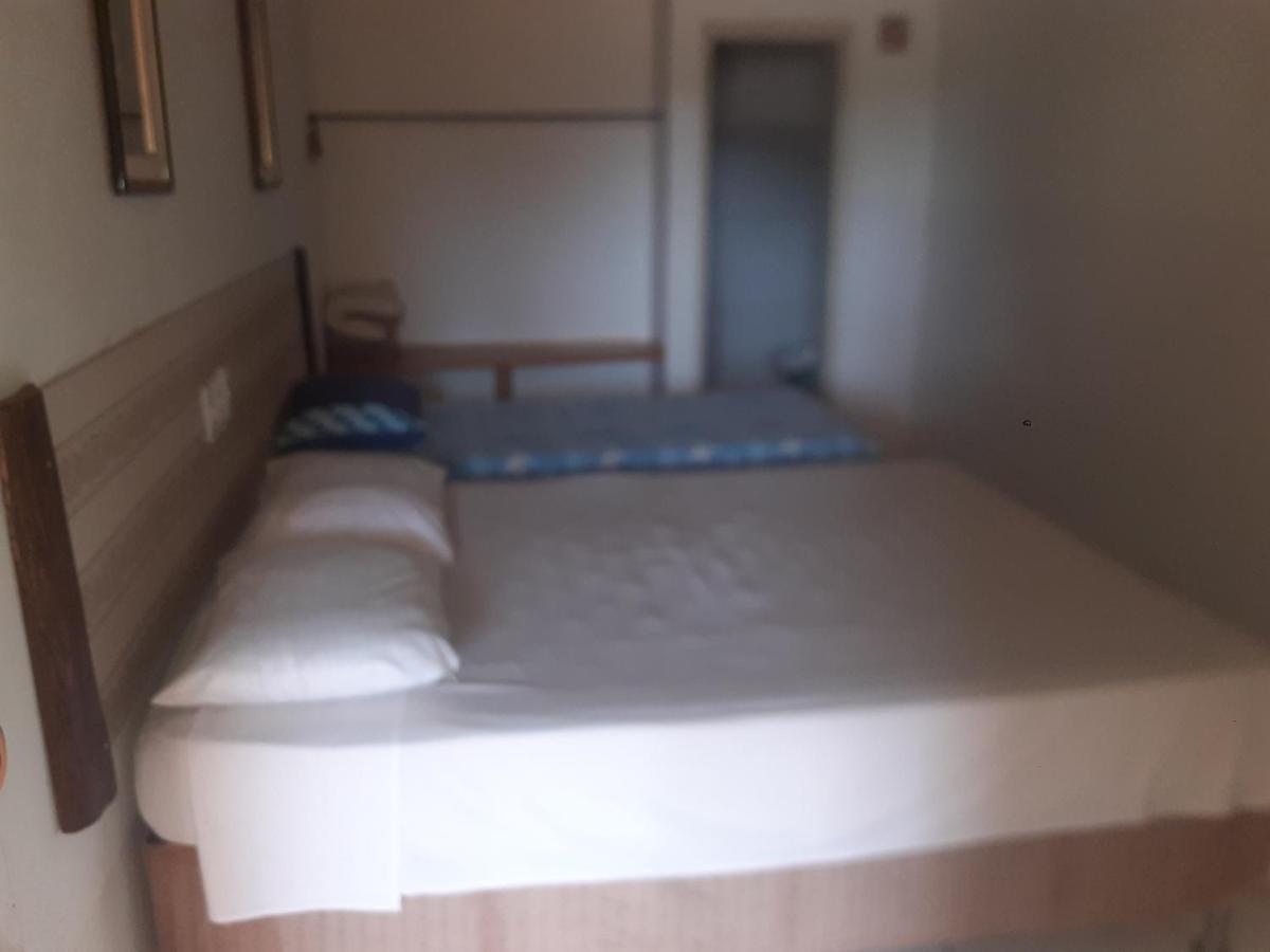 Canoas Hotel Poconé Εξωτερικό φωτογραφία