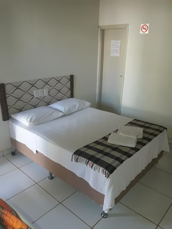 Canoas Hotel Poconé Εξωτερικό φωτογραφία